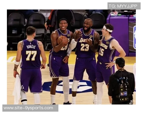 雷迪克谈老詹背靠背出战希望强调脚部酸痛影响恢复情况